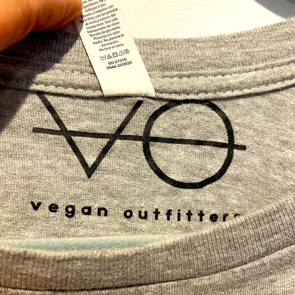 “Team Tofu” grey T shirt size XL for the Plant Based folks in the crowd 😀 - Picture 3 of 6